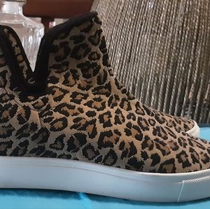 Gently worn Steve Madden womens Cheetah print high top sneakers size 9.